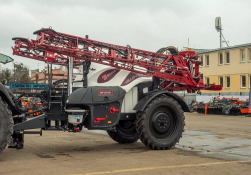 Nowe opryskiwacze w Polsce. Znamy ceny i szczegóły maszyn Mandam