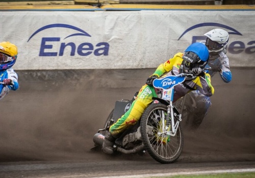 Żużel. Zmiana godziny meczu Polonia – ROW! Pojadą szybciej!