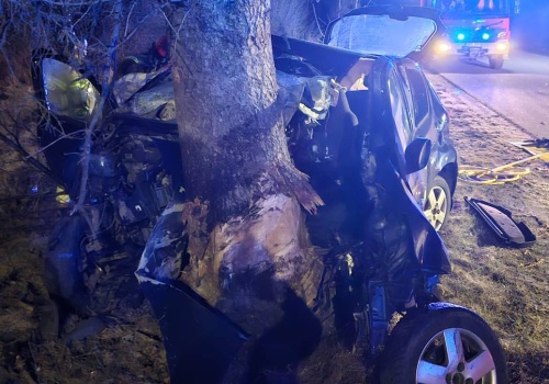 Tragiczny wypadek na Pomorzu. Nie żyje 17-latek, kierował bez uprawnień