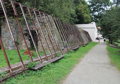 Sucha Beskidzka: Czas na szklarnię przy oranżerii