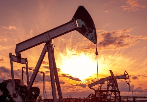 Wojna na Bliskim Wschodzie wywołuje chaos na rynku energii. Reakcja OPEC+