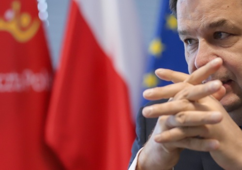 Niespodziewane odwołanie prezesa Poczty Polskiej. Ujawniamy, czym podpadł
