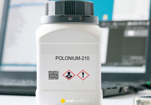 Szukali słodyczy, znaleźli butelkę z dziwnym napisem. Akcja służb w Niemczech