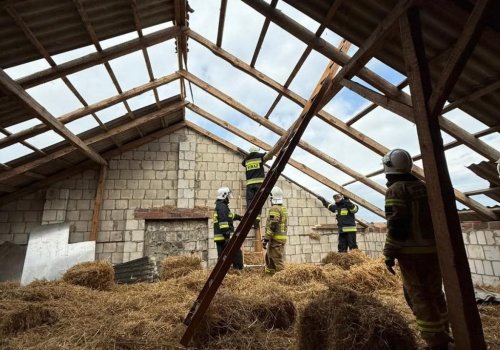 Silny wiatr i burze w woj. lubelskim. Setki interwencji strażaków
