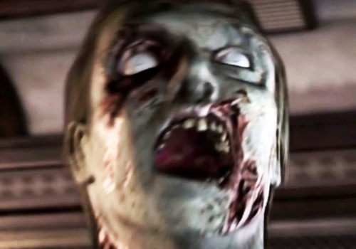 Zach Cregger przygotowuje się na ukrzyżowanie przez Resident Evil fanów, jeśli jego film odbiega od fabuły gry