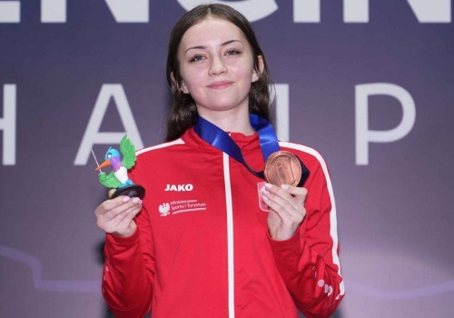 Polka na podium MŚ! Co za sukces 17-latki. 