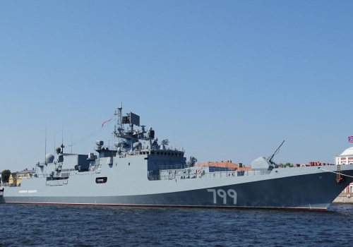 Ukraińcy zaatakowali rosyjski okręt rakietowy w Noworosyjsku. Pożar na terenie portu