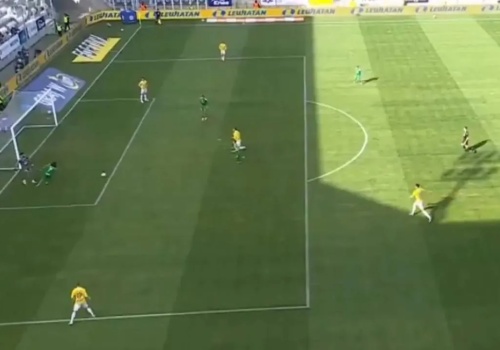 Niecodzienny gol w Ekstraklasie. Kosztowny błąd bramkarza Motoru