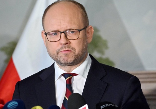 Awantura po słowach prezydenckiego ministra. Ten odpowiada. 