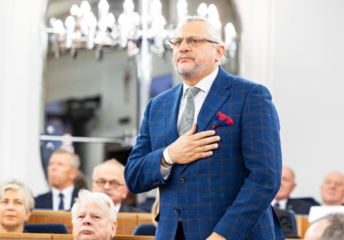 Operacja po znajomości dla rodziny Lenza. Przypominamy skandaliczne zachowanie polityka KO