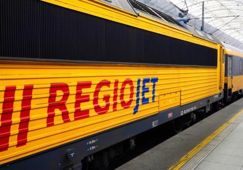 Odwołane pociągi i pozostawieni pasażerowie. UTK grozi RegioJet wielomilionową karą