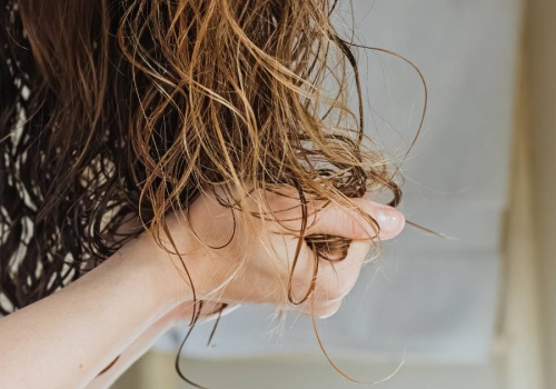 Ten krem do stylizacji loków działa jak trwała ondulacja! Pielęgnuje i nadaje sprężystości