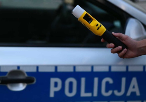 Czterech pijanych kierujących zatrzymali ostrowieccy policjanci w święta