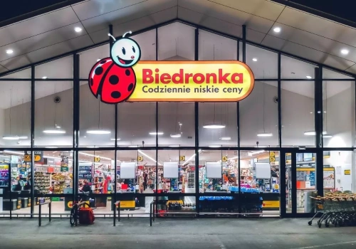 Właściciel Biedronki inwestuje kolejne 20 mln euro w łososia norweskiego i rozpoczyna połowy corviny