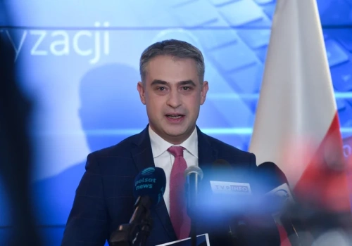 Dostał groźby, zamontował kamery w domu. Gawkowski dla „Wprost”: Zdarzają się wariaci