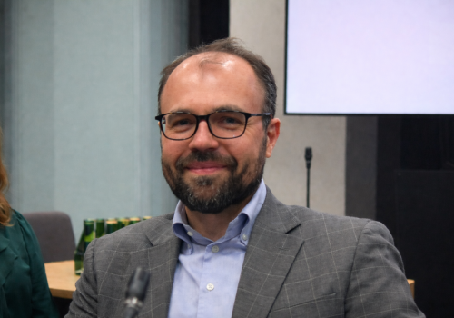 Akt oskarżenia przeciwko Krzysztofowi Szczuckiemu z PiS. Prokuratura bada sprawę RCL