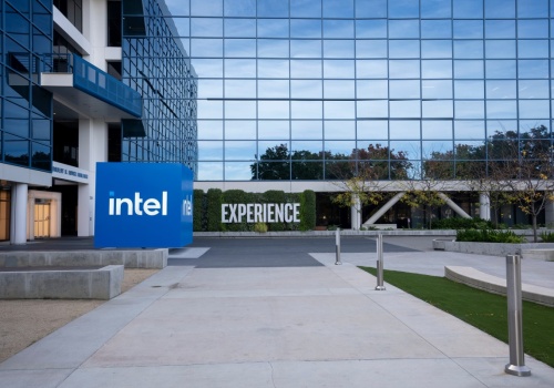 Intel będzie dostarczać procesory dla SpaceX i Tesli