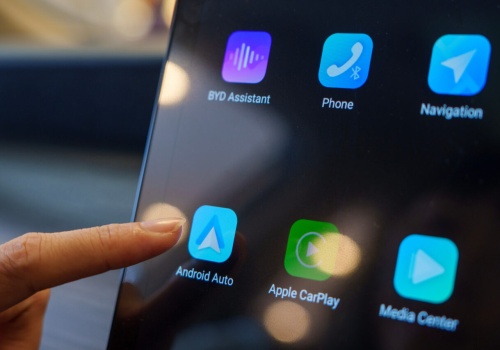 Bezprzewodowe Android Auto, którego nawet nie zauważysz w samochodzie. Ten tani gadżet naprawdę robi różnicę