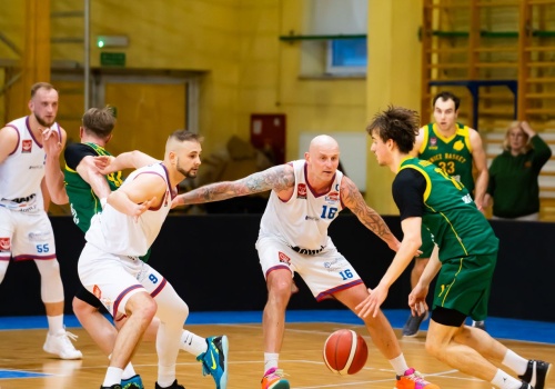 Niespodziewane rozstrzygnięcie - HydroTruck wysoko przegrał u siebie ze Zniczem Pruszków i zakończył sezon!