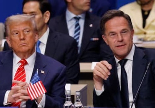 Rzeczniczka Białego Domu: Trump wciąż zastanawia się nad wycofaniem USA z NATO