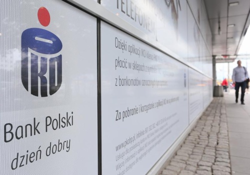 Zakupowe szaleństwo z PKO BP. Nawet 600 zł za jedną płatność w miesiącu