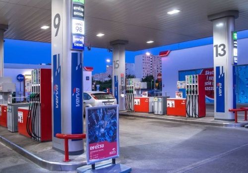 Benzyna droższa, olej napędowy tańszy. Najnowsze obwieszczenie ws. cen paliw