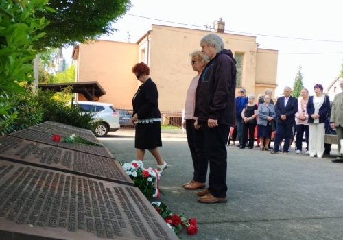 Rodzina Katyńska upamiętni ofiary zbrodni. Tradycyjne uroczystości na Konteszyńcu już w poniedziałek