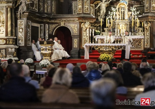 „Pejzaż religijności” diecezji świdnickiej. Oto gdzie najwięcej i najmniej wiernych chodzi do kościoła