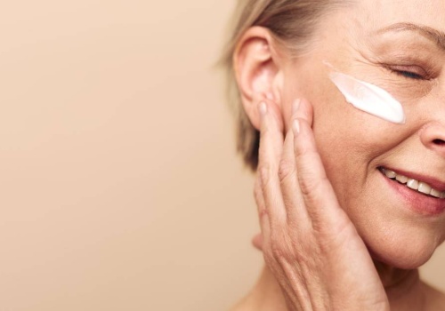 Ten krem z jadem węża hamuje starzenie i wygładza zmarszczki. 