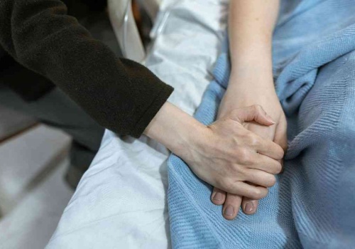 Ratować czy pozwolić odejść? Lekarz między sumieniem a systemem