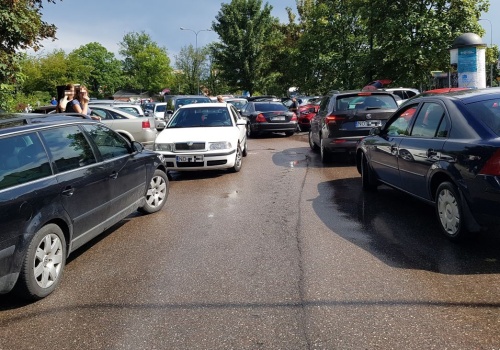 Specjalne auta skanują tablice i wysyłają mandaty pocztą. Teraz także w Olsztynie