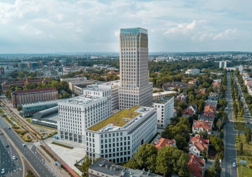 Kraków wyprzedza Warszawę w zarobkach. Średnia pensja sięga 11,6 tys. zł brutto