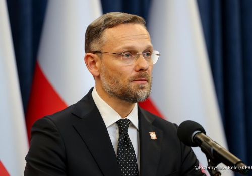 Sędziowie wybrani do TK. Szef KPRP Bogucki: Kuriozalne zaproszenie na ślubowanie w Sejmie