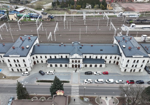 Przebudowany dworzec w Czechowicach-Dziedzicach otwarty dla podróżnych