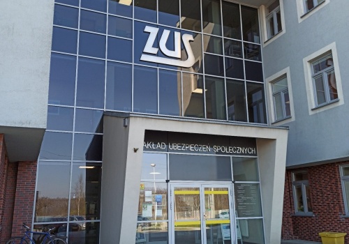 Nowe zasady kontroli L4 od poniedziałku 13 kwietnia. ZUS sprawdzi Twoją tożsamość i zabierze zasiłek!