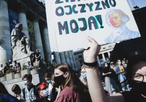 Unijna agencja klimatyczna: za nami czwarty najcieplejszy marzec w historii pomiarów