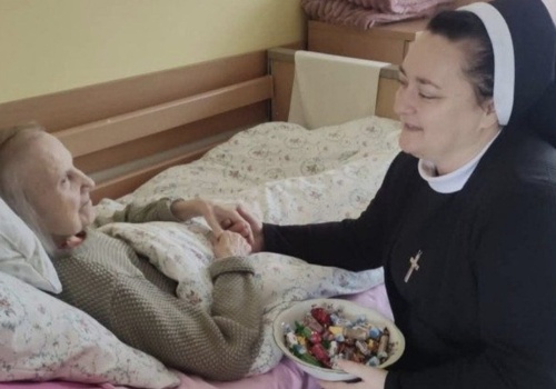 „Chcę, abyś była miłosierdziem dla dusz”, czyli o miłosierdziu ukazywanym w codziennej posłudze