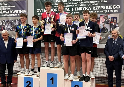 Młodzi tenisiści z gminy Goleszów na podium Mistrzostw Śląska. Martyna Grzesiek z awansem do mistrzostw Polski