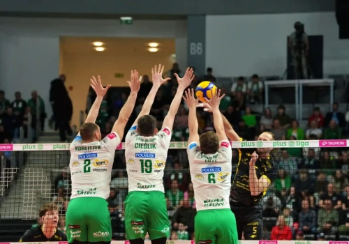 Horror z happy endem w Uranii! Akademicy o krok od 5. miejsca