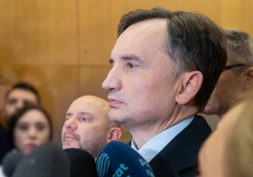 Nowe fakty o ENA ws. Ziobry. Pętla wokół zbiega z Budapesztu zaciska się