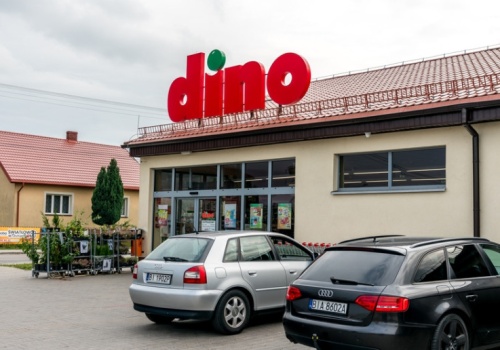 Te produkty w Dino tanieją. Cena spada nawet do 1,89 zł