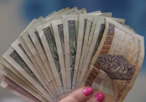 Praca od zaraz i wysokie wynagrodzenie. Nawet 14 000 zł miesięcznie