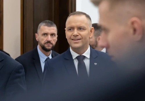 Dlaczego prezydent nie zaprasza sędziów TK? „To głupsze niż Monty Python”