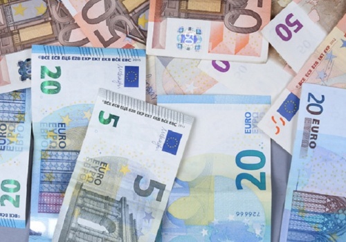 EBC: koniec taniego pieniądza. Unijny bank kończy pandemiczny pakiet stymulacyjny