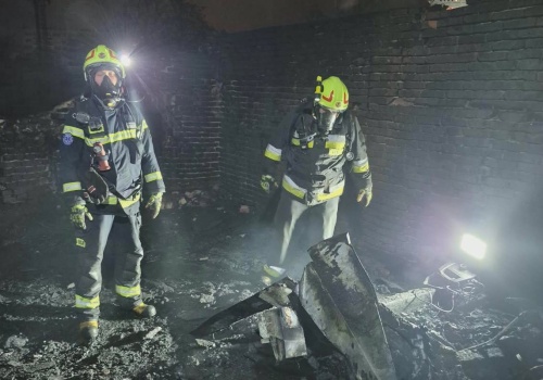 Groźny pożar przy Piasecznej w Łodzi, ewakuowani mieszkańcy