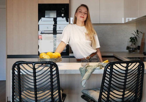 Beata jest projektantką wnętrz. 