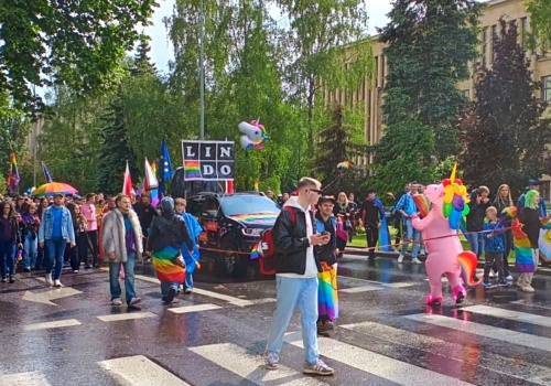 Wielka korekta. Czy prezydent zrezygnuje z udziału w Marszu Równości?