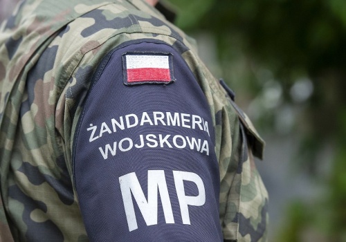 Groźny incydent na strzelnicy. Żołnierz postrzelił mundurowego