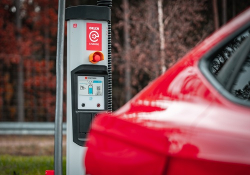 Dużo tańsze ładowanie bateryjnych elektryków w sieci ORLEN Charge