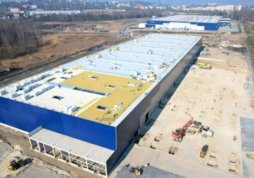 InPost inwestuje w Sosnowcu. Nowy magazyn Rafała Brzoski będzie sąsiadem Hebe